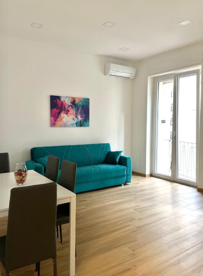 Begonia Casa Vacanze Салерно Екстериор снимка